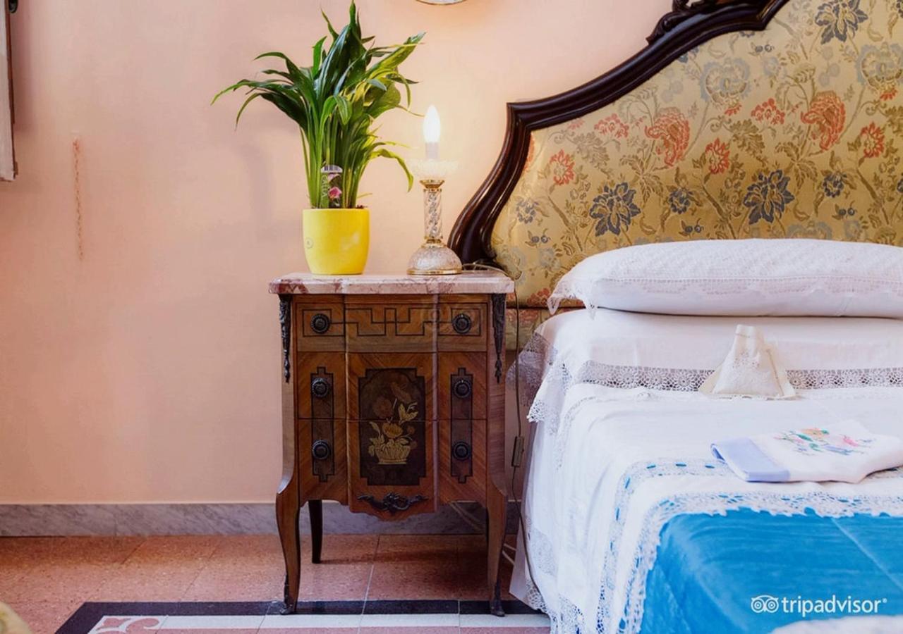 נאפולי B&B Atmosfere Del Centro Storico מראה חיצוני תמונה
