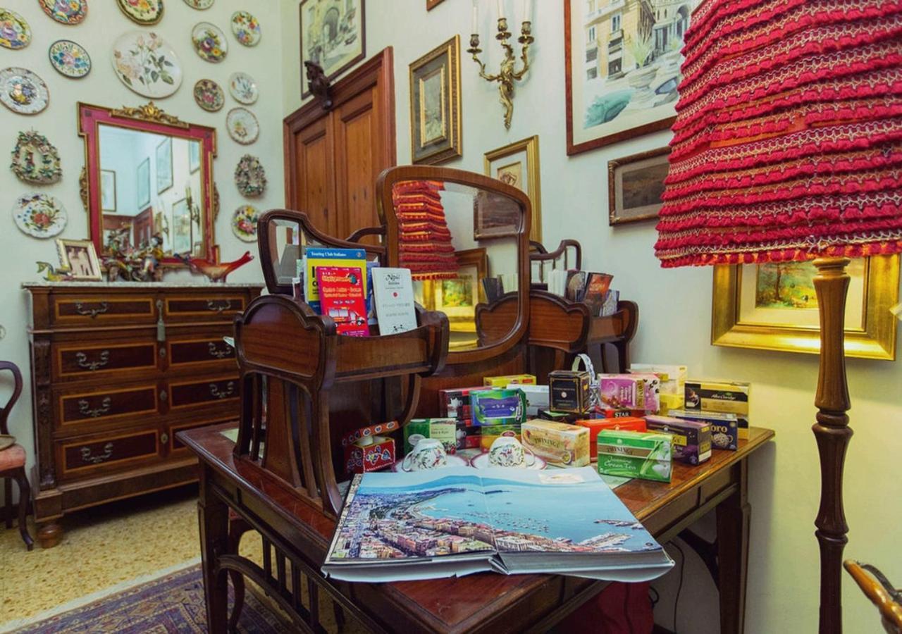 נאפולי B&B Atmosfere Del Centro Storico מראה חיצוני תמונה