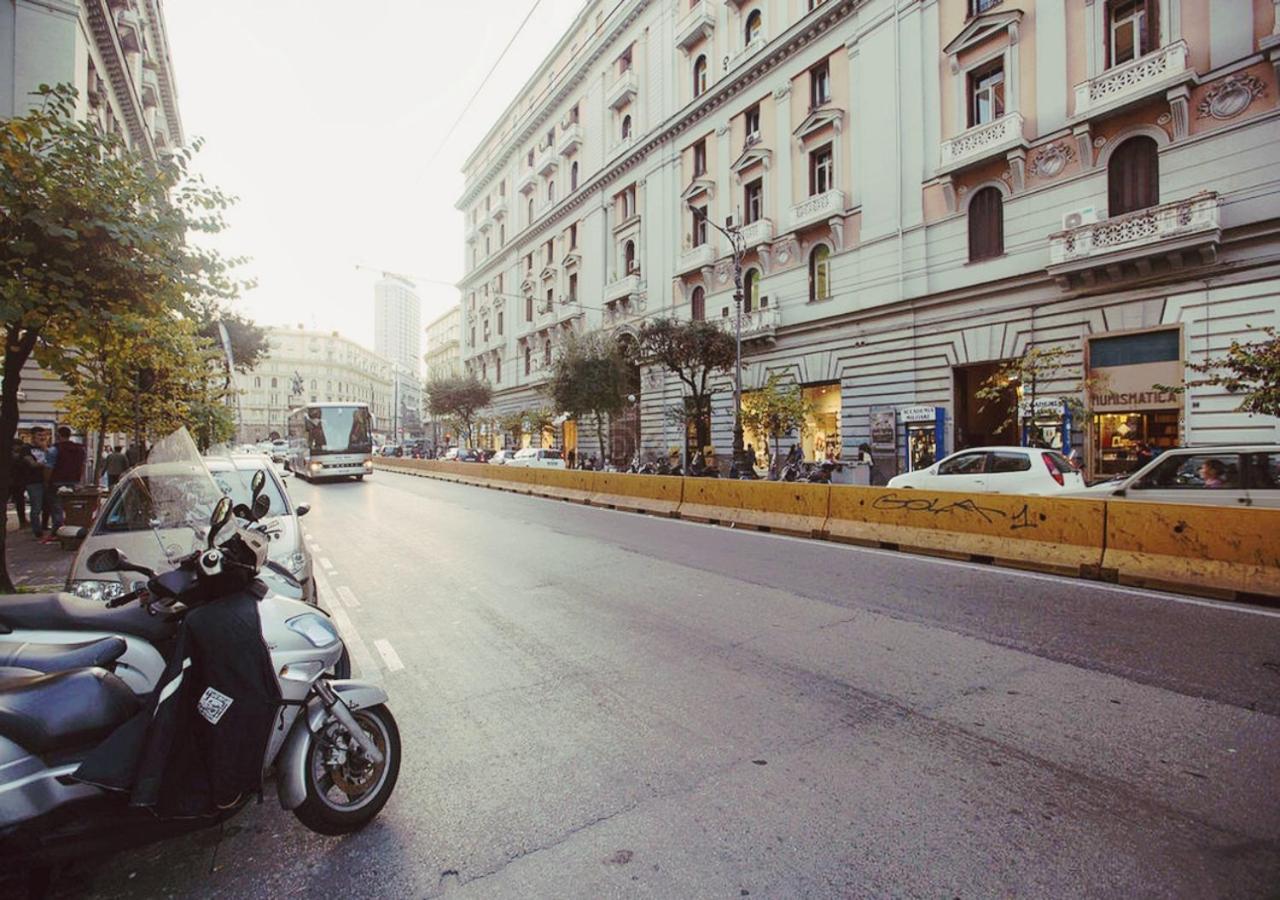 נאפולי B&B Atmosfere Del Centro Storico מראה חיצוני תמונה