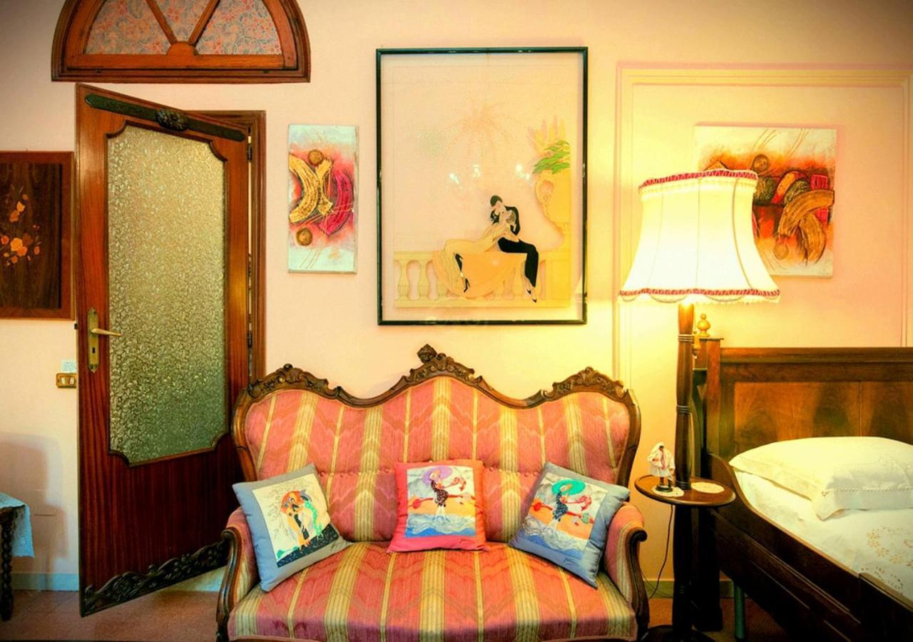נאפולי B&B Atmosfere Del Centro Storico מראה חיצוני תמונה